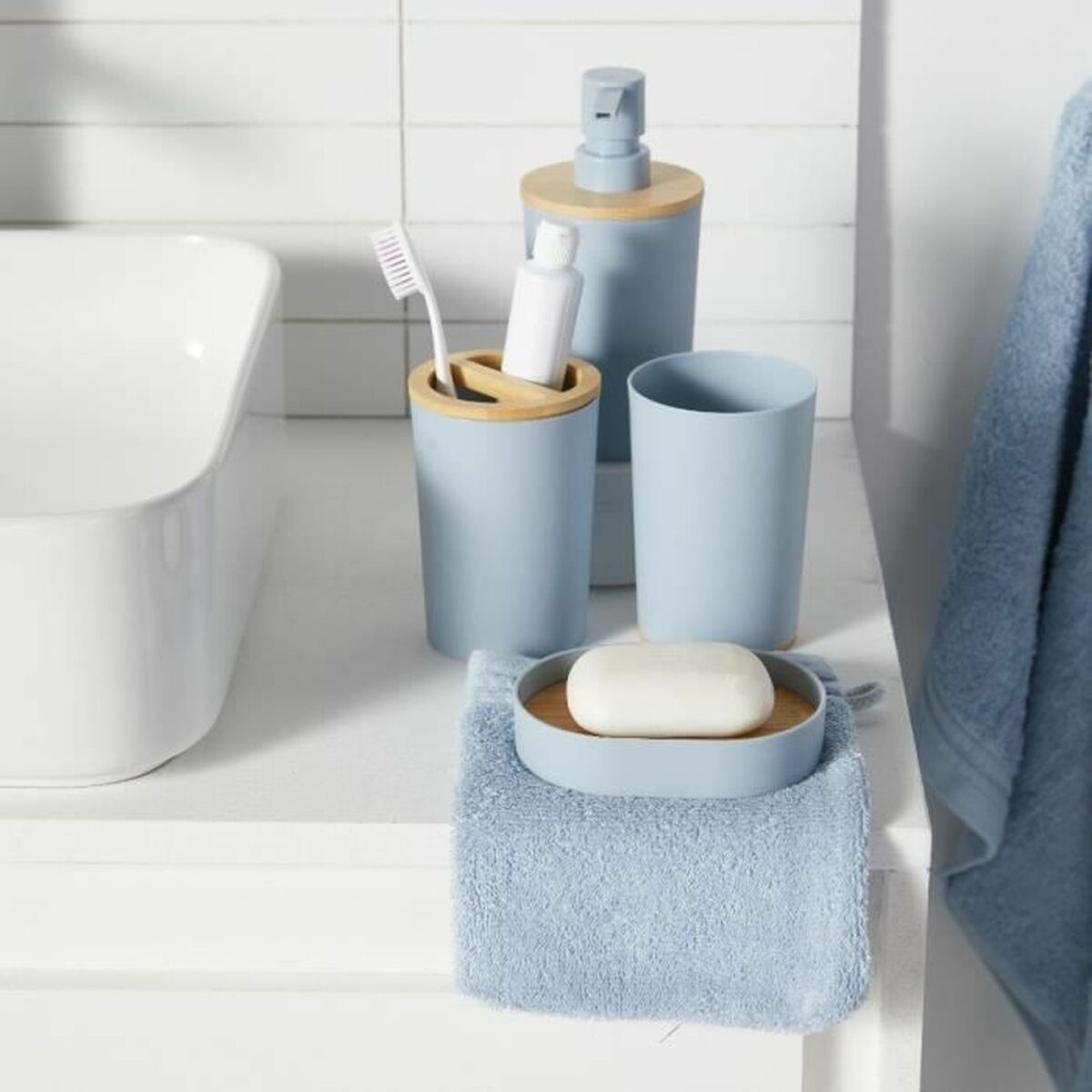 V4H43976F55687D0FE0479E6570DF346B4BR7106657P2