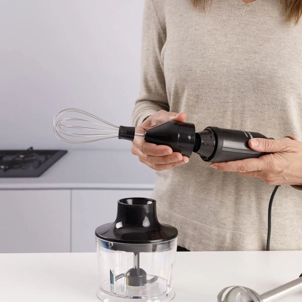 V4HB90791FB5787F5678119AE7EF03A8CE9R7361701P4